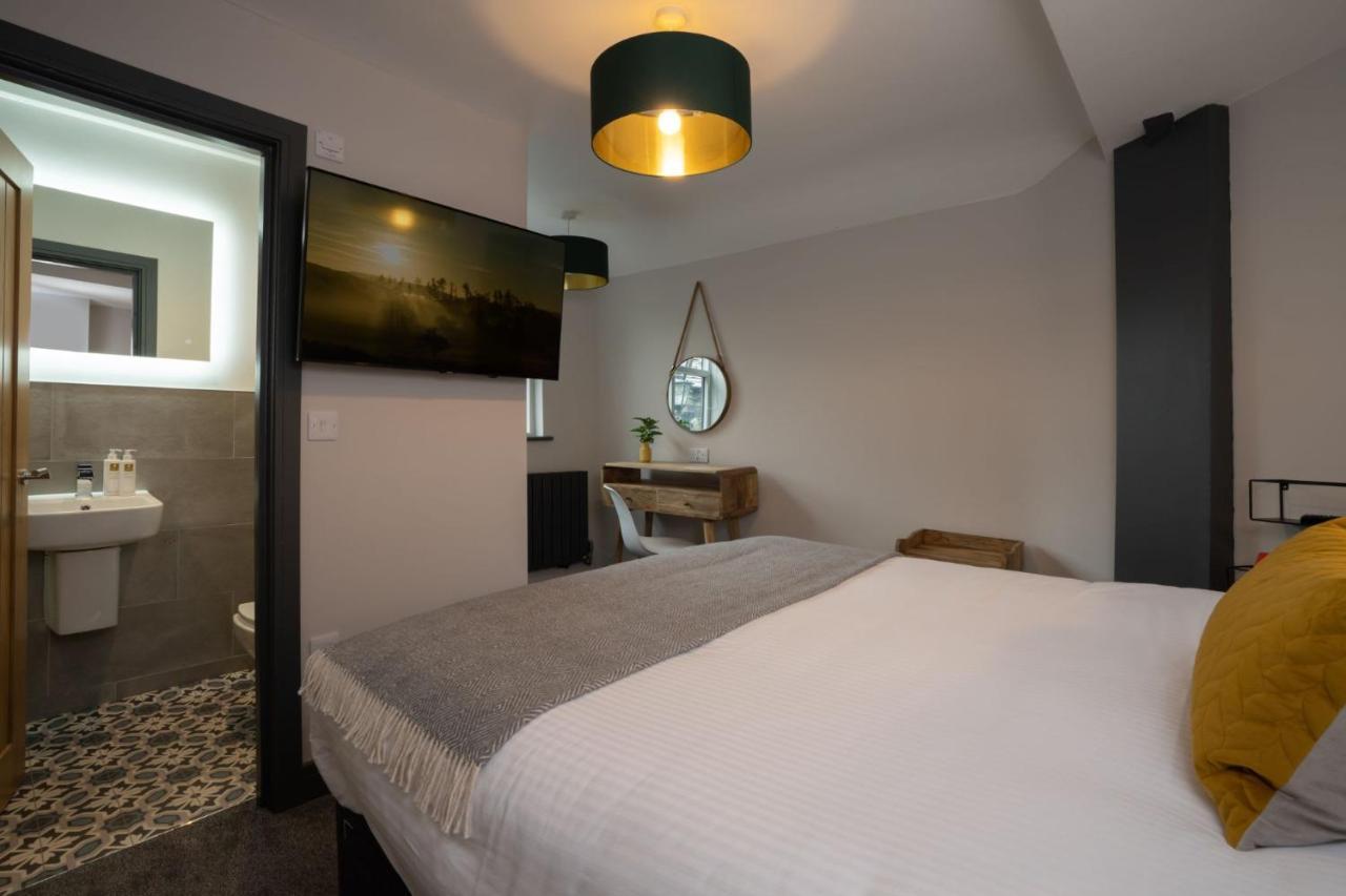Spacious - Contemporary 2Br Apartment - Central Ambleside - Parking Экстерьер фото